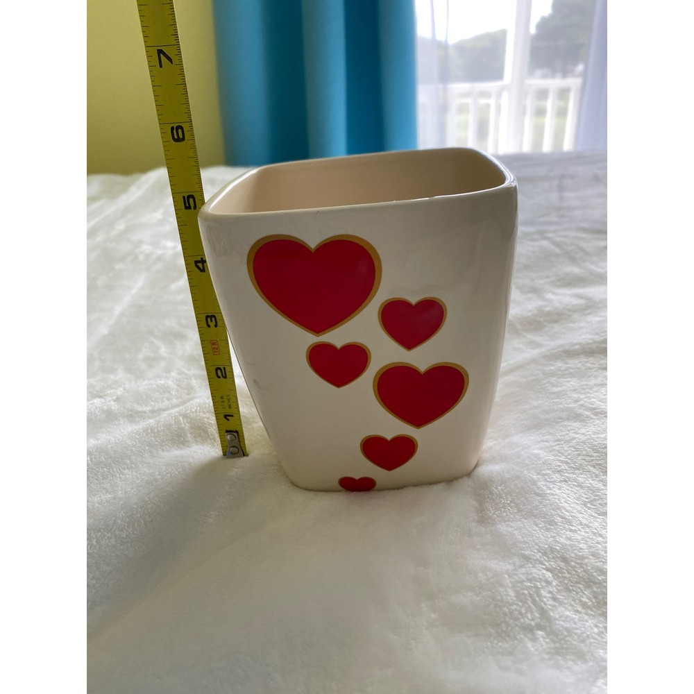 Edible Arrangements Ceramic Heart Vase Unisex Small Cream Red Valentine Decor